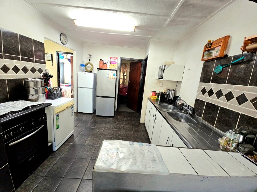 4 Bedroom Property for Sale in Beacon Valley Western Cape